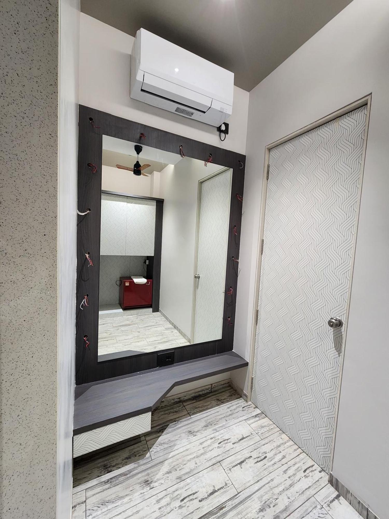 Hotel Statusinn, Ichalkaranji Экстерьер фото